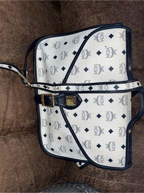 MCM White and Black Signature Logo Tote Bag - vintage